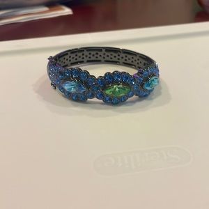 Akkad Gem stone bracelet